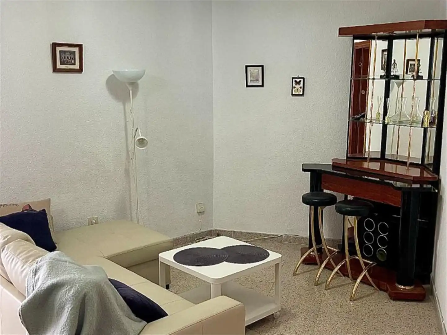 Flat for rent in Calle Molivent, Las Viñas Living room of Flat for rent in Guardamar del Segura with Air Conditioner, Furnished and Balcony