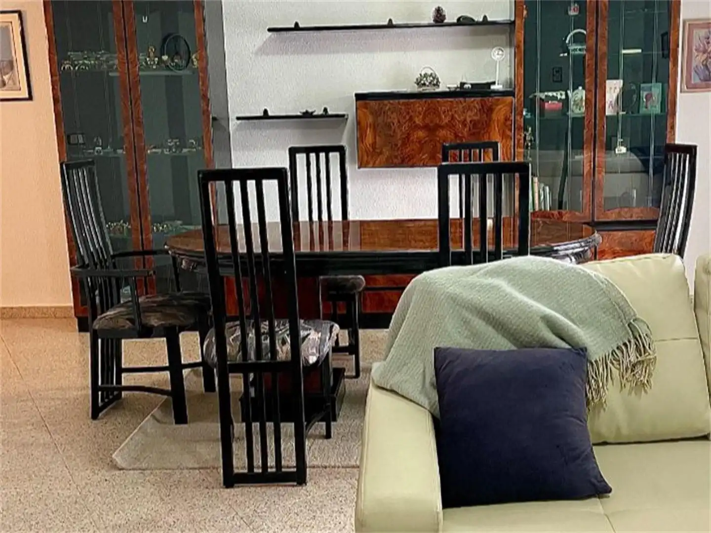 Flat for rent in Calle Molivent, Las Viñas Dining room of Flat for rent in Guardamar del Segura with Air Conditioner, Furnished and Balcony