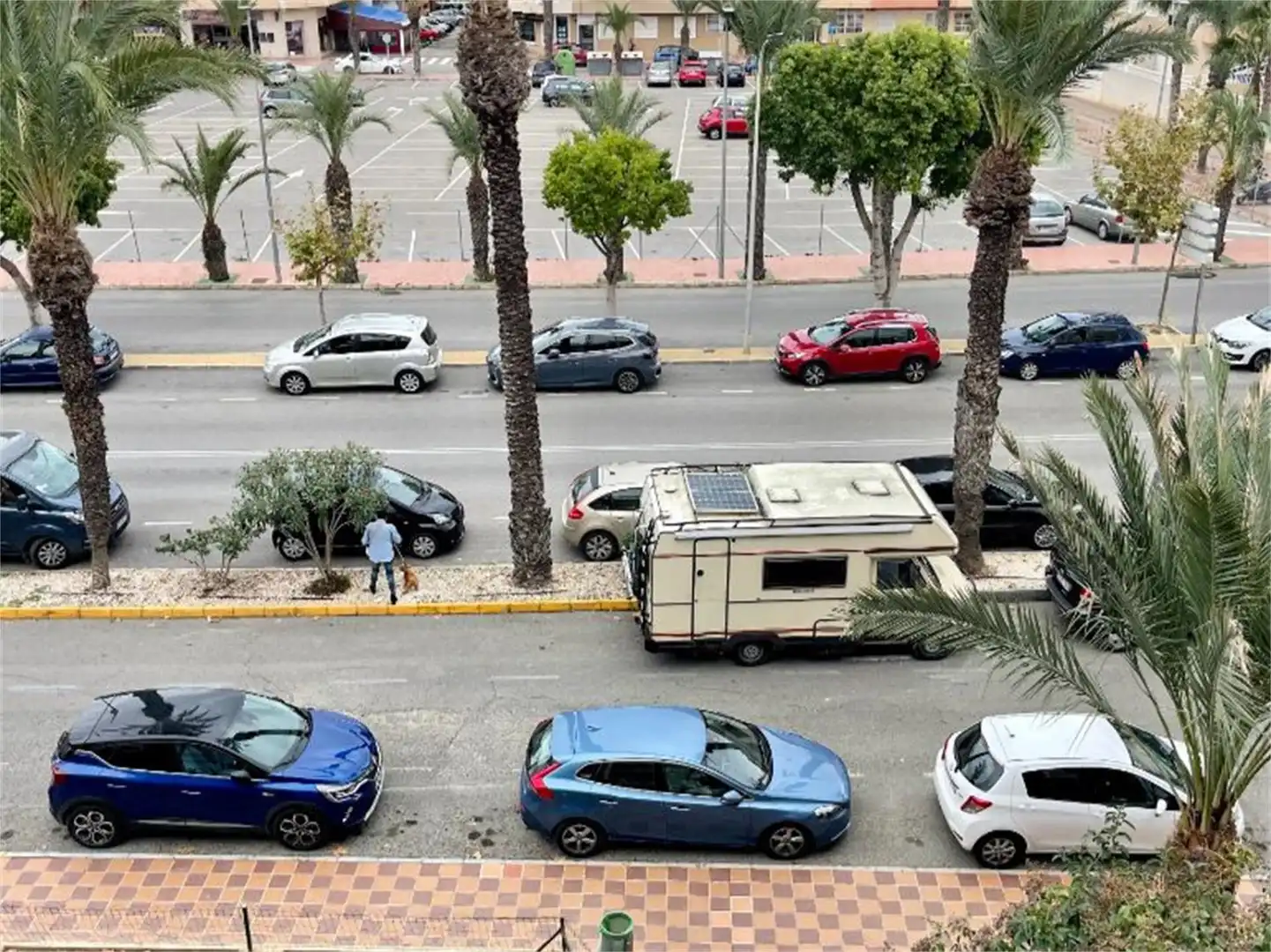 Flat for rent in Calle Molivent, Las Viñas Parking of Flat for rent in Guardamar del Segura with Air Conditioner, Furnished and Balcony