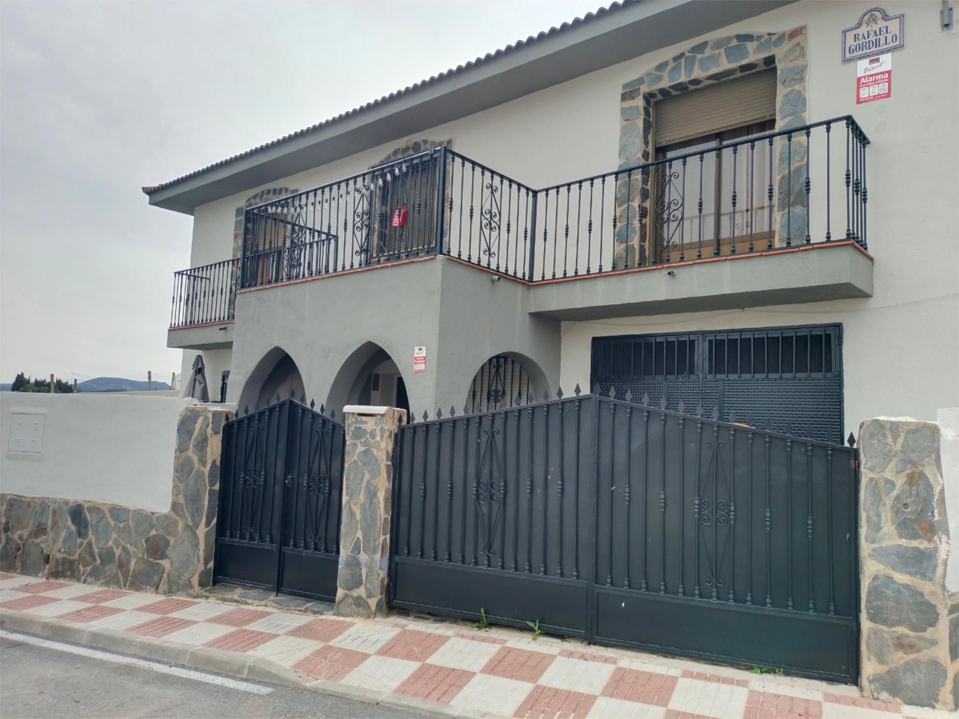Exterior view of House or chalet for sale in Montillana  with Private garden, Terrace and Balcony