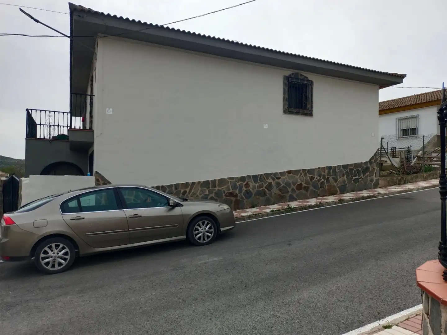 Vista exterior de Piso en venta en Montillana con Jardín privado, Terraza y Balcón