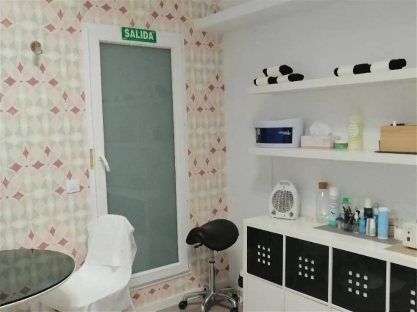 Local en venta en Calle de Carlos Arniches, Embajadores - Lavapiés Baño de Local en venta en Madrid con Aire acondicionado y Calefacción