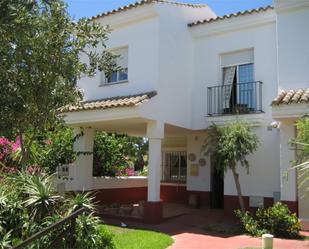 Vista exterior de Casa adosada de lloguer en Rota amb Aire condicionat, Calefacció i Jardí privat