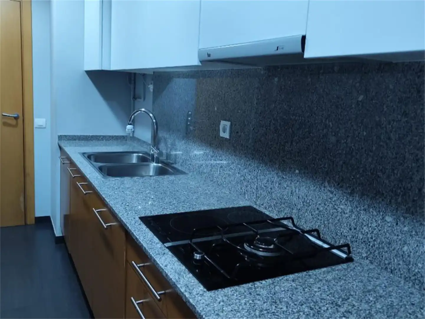 Wohnung zum Verkauf in Avinguda de Madrid, Torre-Sana Küche von Wohnung zum Verkauf in Terrassa mit Klimaanlage und Balkon
