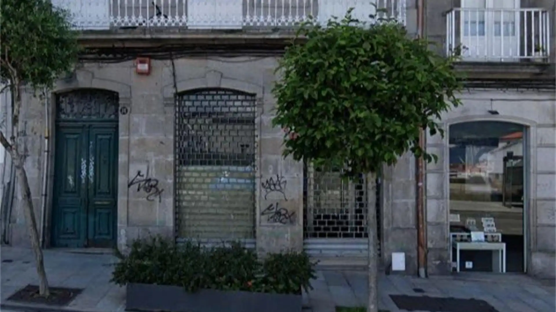 Vista exterior de Piso en venta en Vigo  con Terraza y Balcón