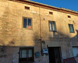 Vista exterior de Casa adosada en venda en Ibeas de Juarros