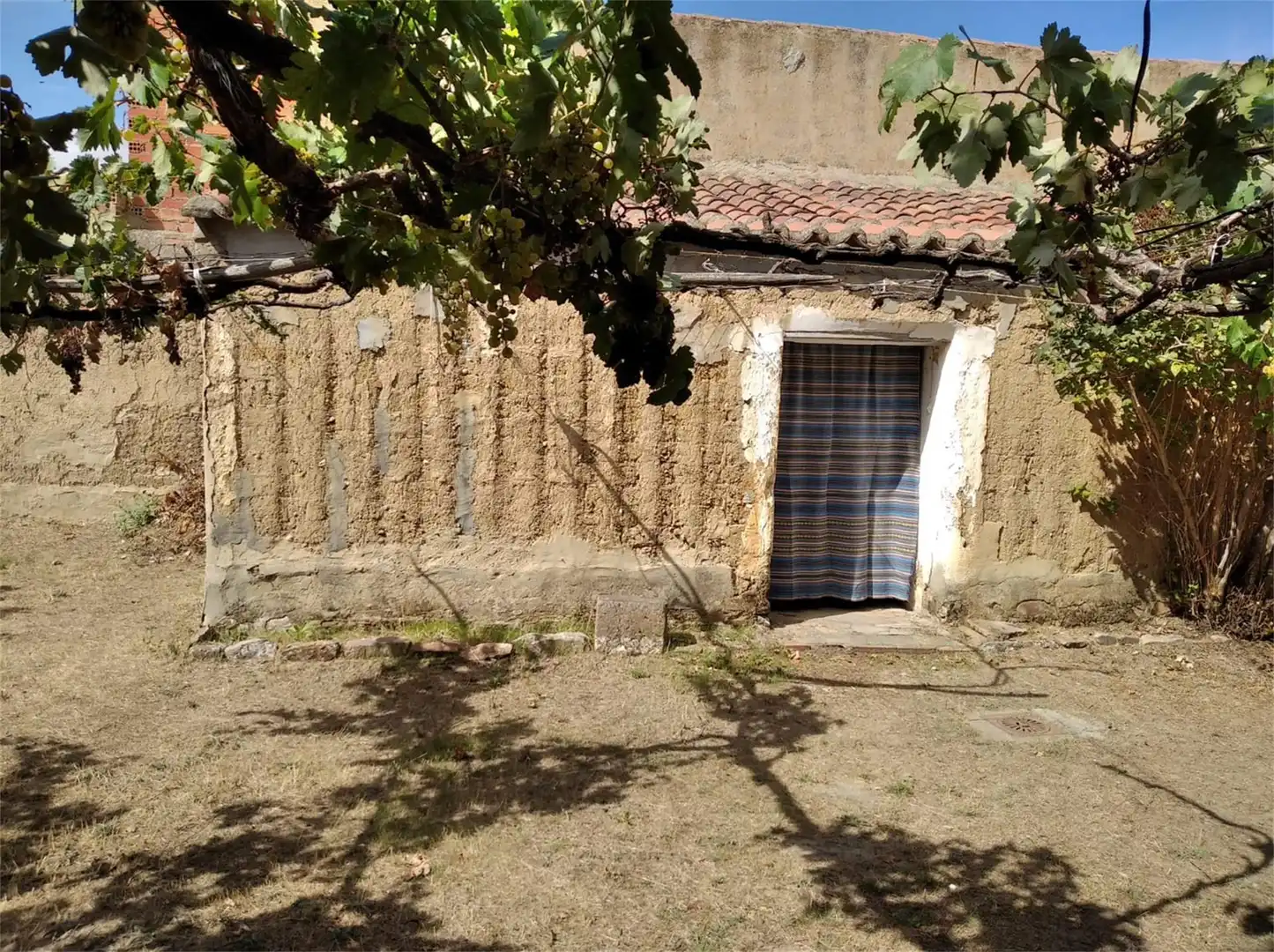 Außenansicht von Country house zum Verkauf in Manganeses de la Lampreana