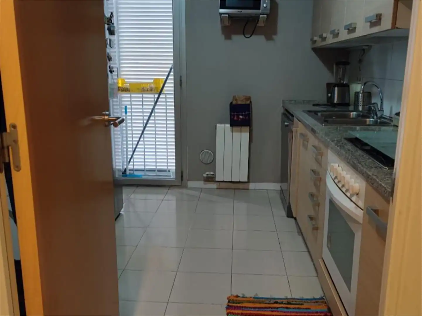 Piso en venta en Carrer d'Aurora Bertrana i Salazar, Vila-roja Cocina de Piso en venta en Girona con Calefacción, Trastero y Videoportero