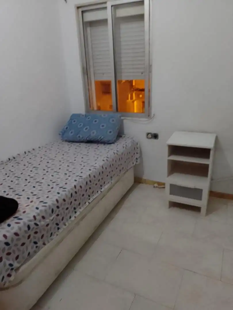 Habitación de Piso para compartir en Huelva