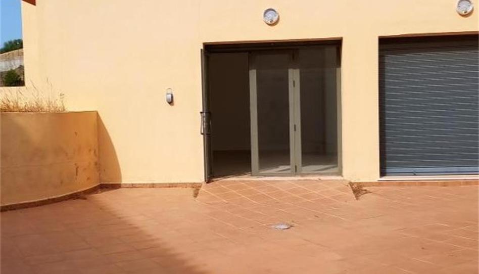 Photo 1 of Premises for sale in Calahonda, Málaga
