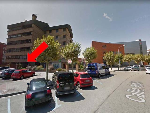 Garaje en Alquiler en Calle de Aoiz en Milagrosa