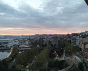 Vista exterior de Pis en venda en Portugalete