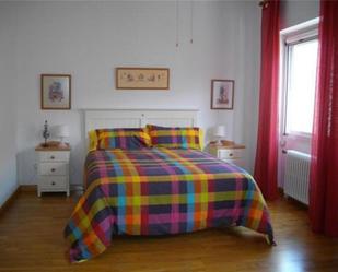 Dormitori de Casa adosada en venda en Socuéllamos amb Terrassa i Balcó