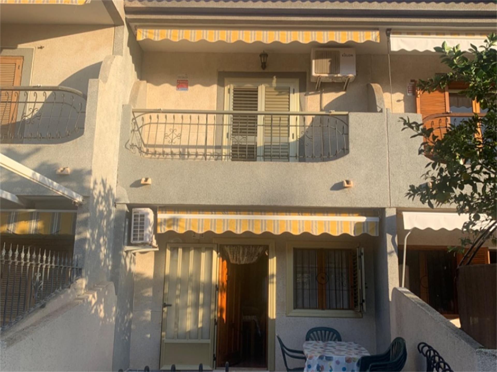 Exterior view of Single-family semi-detached for sale in San Pedro del Pinatar  with Air Conditioner, Terrace and Balcony
