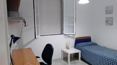 Single-family semi-detached to share in Calle Soledad, Centro, Cádiz - image 2 Photo 2 of Single-family semi-detached to share in Calle Soledad, Centro, Cádiz