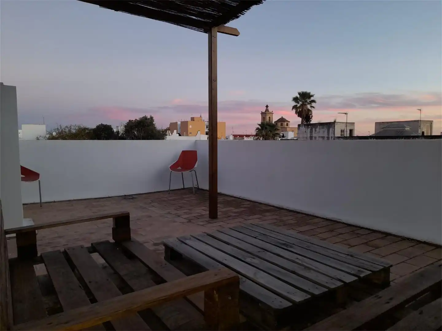 Habitació a Calle Soledad, Centro Terrassa de Casa adosada per a compartir en Puerto Real amb Terrassa i Moblat