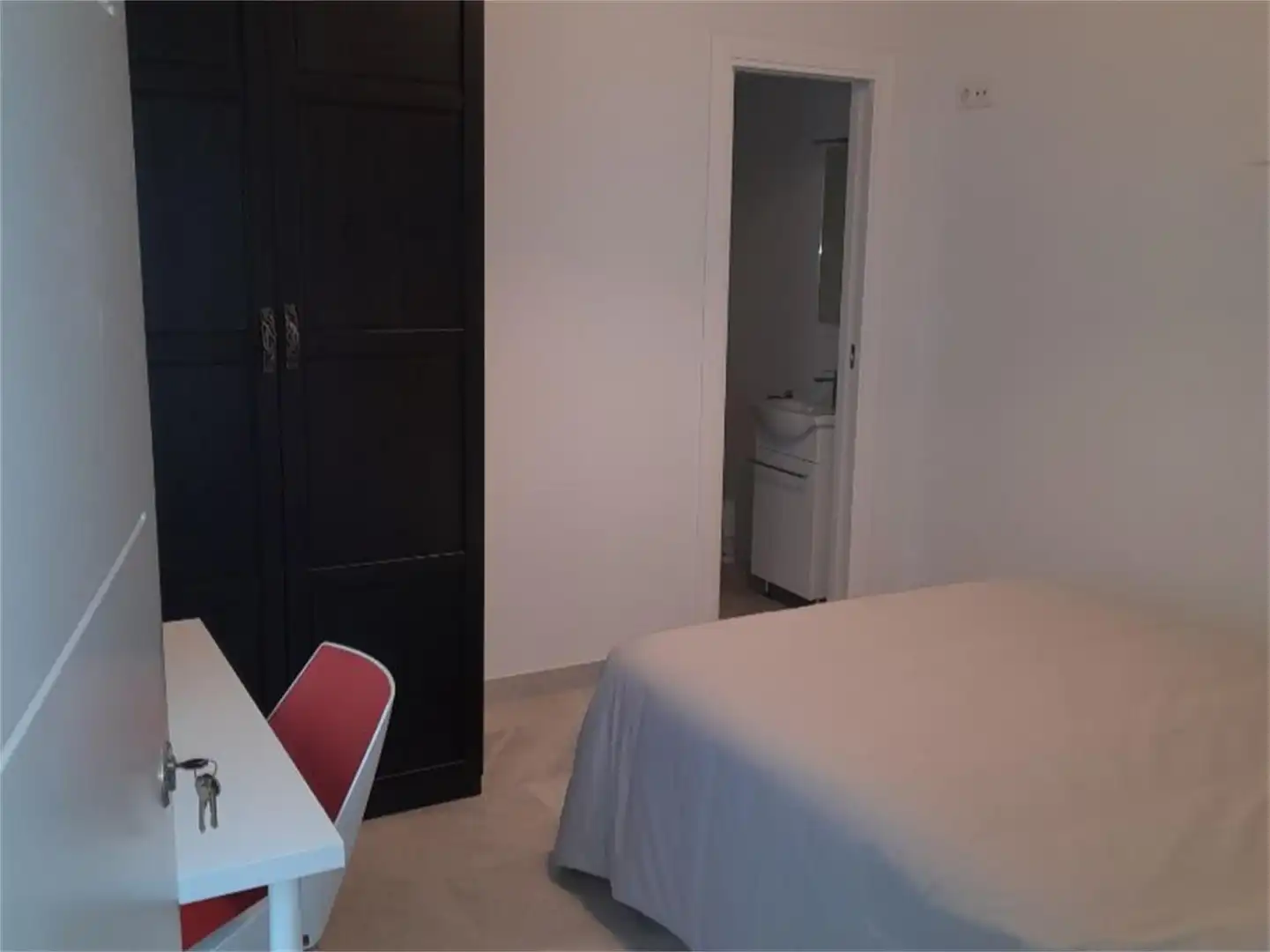 Habitació a Calle Soledad, Centro Dormitori de Casa adosada per a compartir en Puerto Real amb Terrassa i Moblat