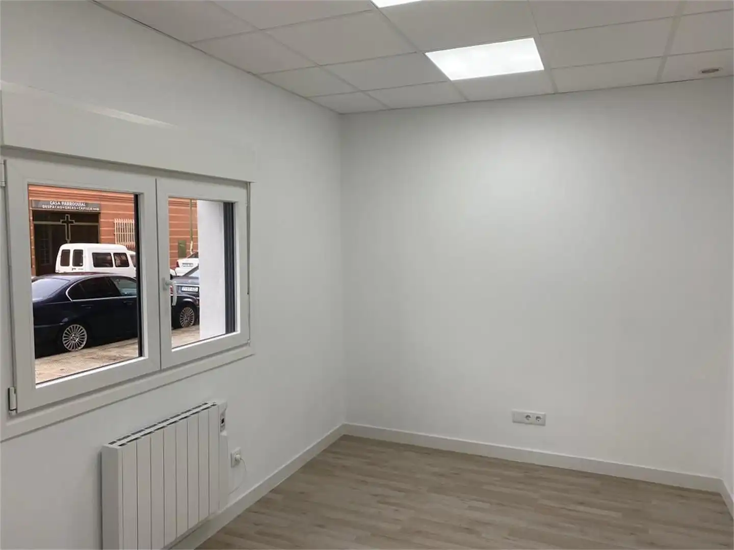 Commercial properties for rent in Calle Trujillo, Villimar - V1 - V2 - S3 - S4 - San Cristobal Commercial properties for rent in Burgos with Heating and Parquet flooring