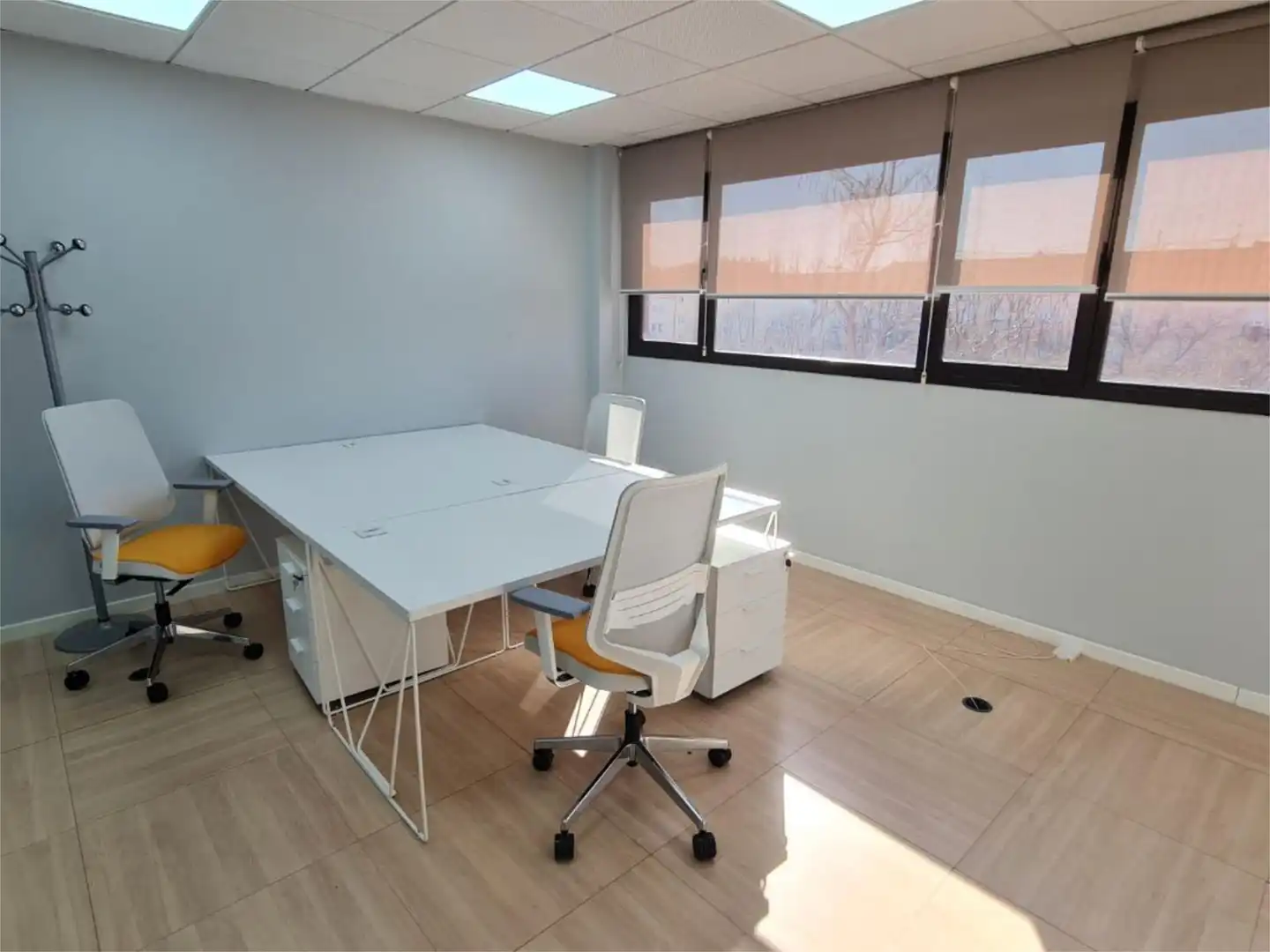 Office for rent in Calle de Villablanca, Ambroz Office for rent in Madrid