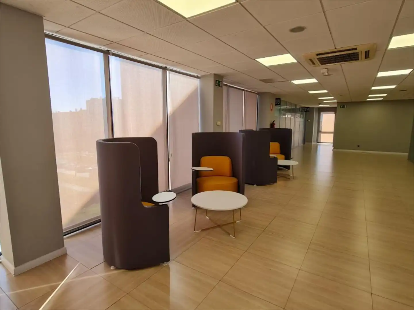 Office for rent in Calle de Villablanca, Ambroz Office for rent in Madrid