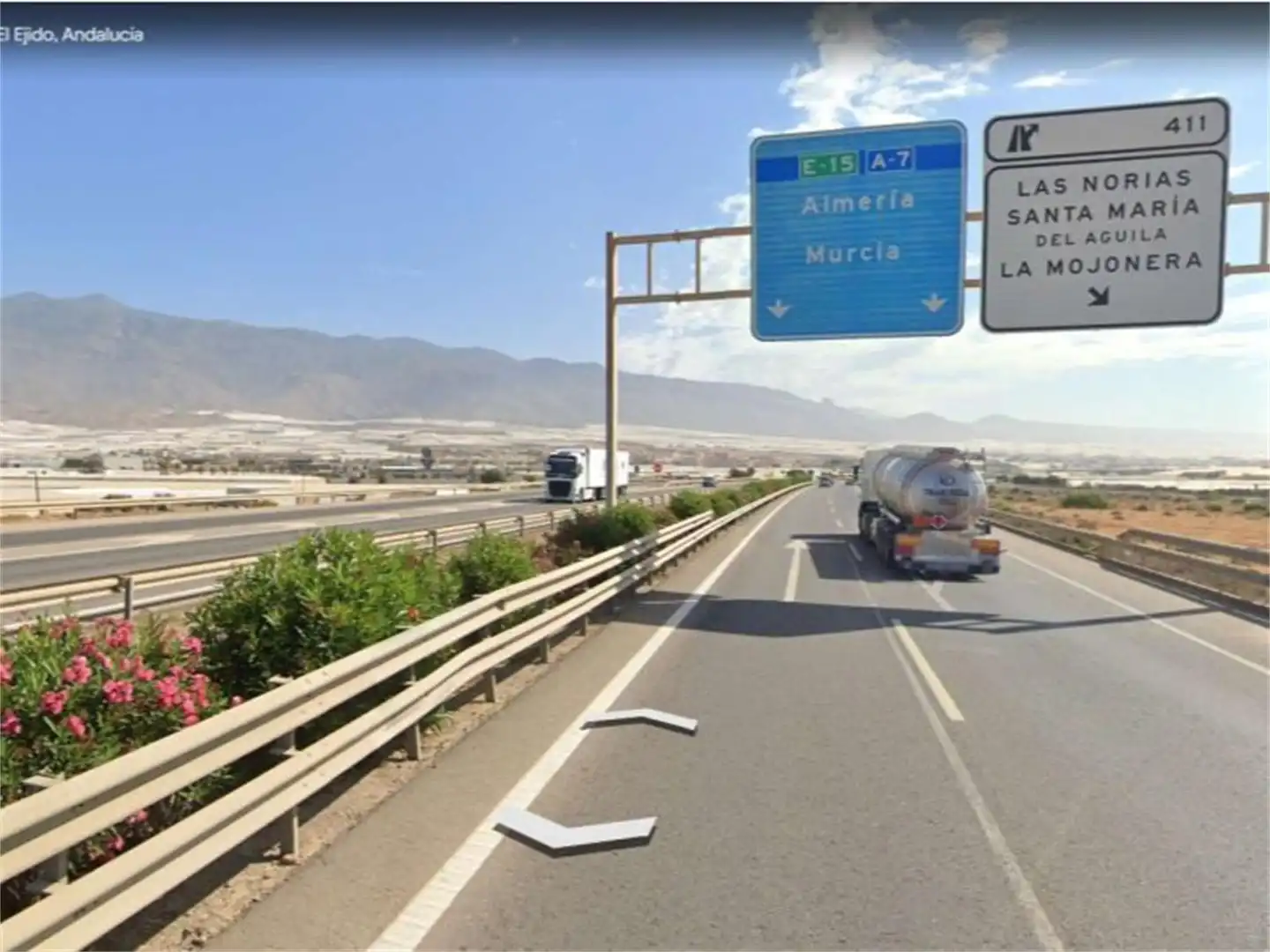 Industrial buildings for sale in Calle Cortadores, Santa María del Águila Exterior view of Industrial buildings for sale in El Ejido with Air Conditioner, Heating and Parquet flooring