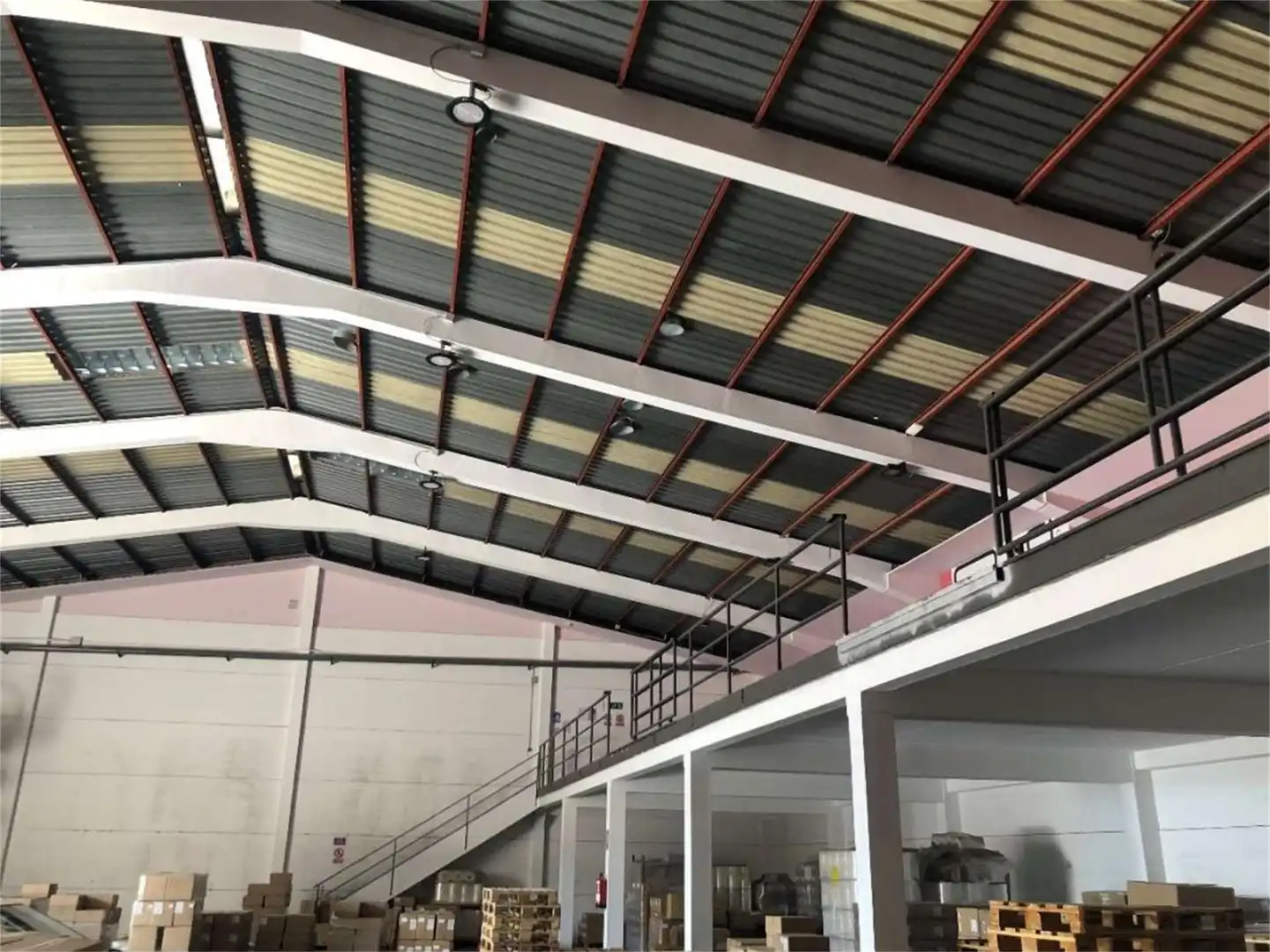 Industrial buildings for sale in Calle Cortadores, Santa María del Águila Exterior view of Industrial buildings for sale in El Ejido with Air Conditioner, Heating and Parquet flooring