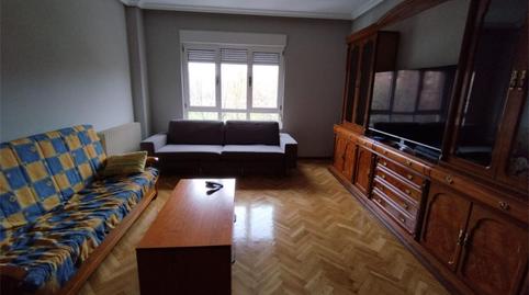 Photo 3 of Flat for sale in Calle Conde de Barcelona, 4, San Mamés - La Palomera, León
