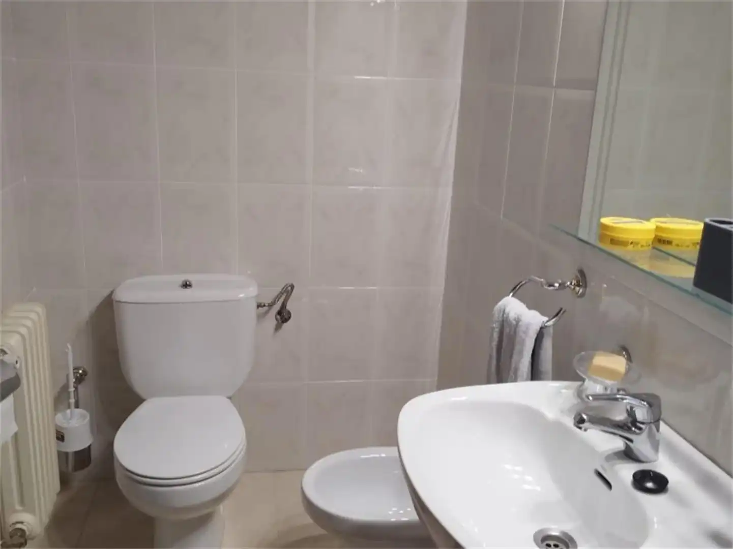 Piso en venta en Calle Conde de Barcelona, 4, San Mamés - La Palomera Baño de Piso en venta en León Capital con Terraza