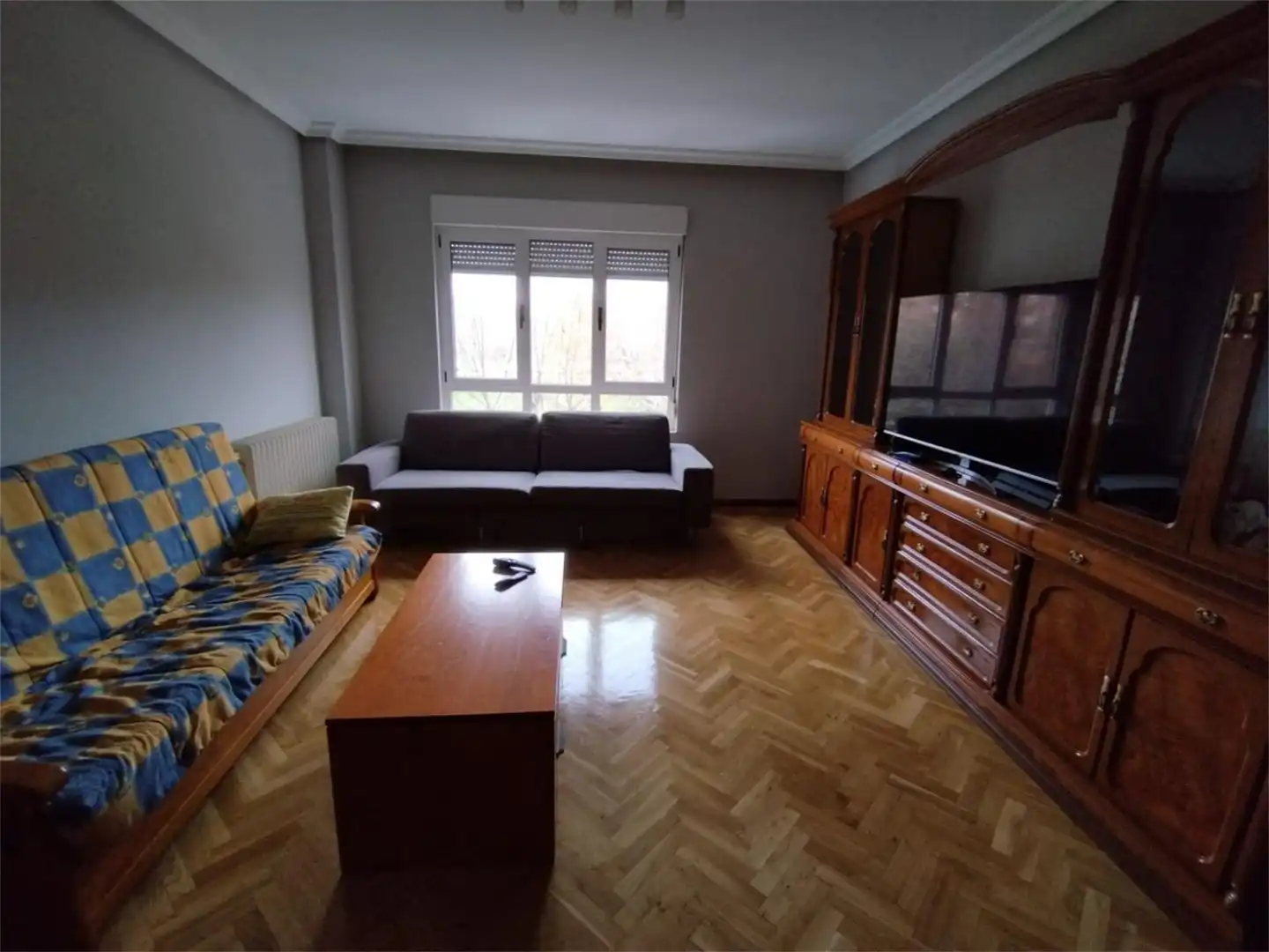 Piso en venta en Calle Conde de Barcelona, 4, San Mamés - La Palomera Sala de estar de Piso en venta en León Capital con Terraza