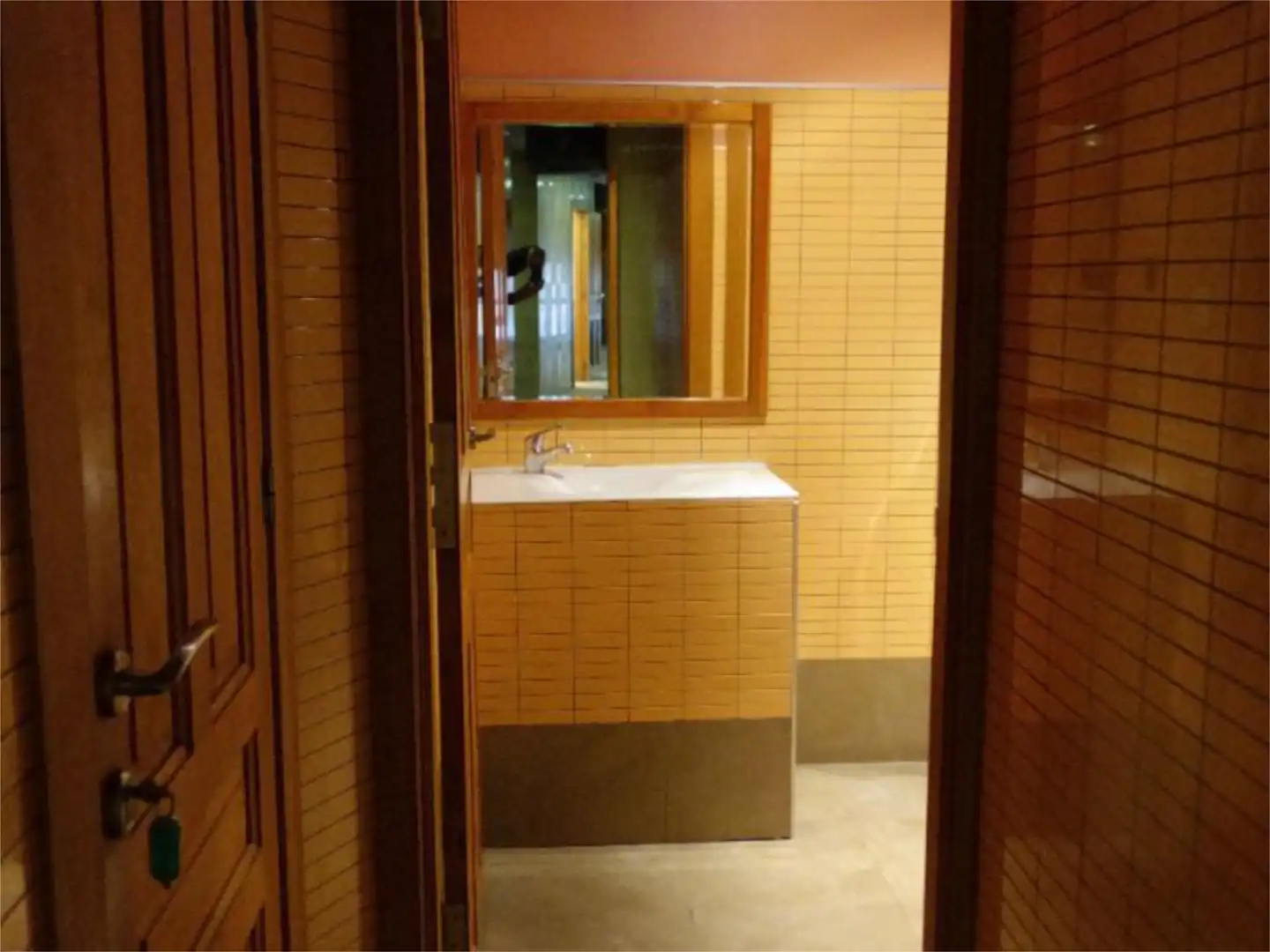 Commercial properties for rent in Avenida Constitución, 2, Cervera del Río Alhama Bathroom of Commercial properties for rent in Cervera del Río Alhama with Air Conditioner, Heating and Furnished