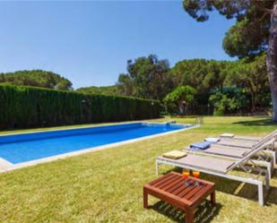 Jardí de Casa o xalet en venda en Sant Andreu de Llavaneres amb Aire condicionat, Terrassa i Piscina