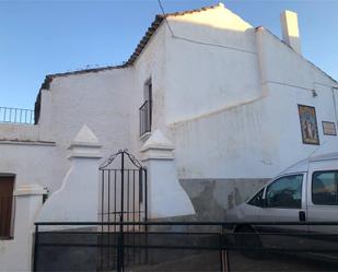 Vista exterior de Casa o xalet en venda en  Córdoba Capital amb Terrassa i Balcó