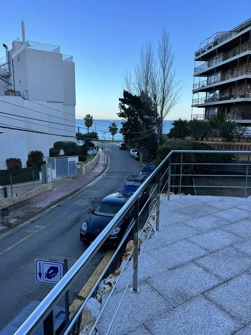 Flat for rent in Avinguda Pau Casals, 3, Torre Valentina - Mas Vilar de La Mutxada - Treumal Exterior view of Flat for rent in Calonge i Sant Antoni with Private garden, Terrace and Storage room