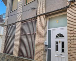 Vista exterior de Casa o xalet en venda en Gelsa amb Aire condicionat, Terrassa i Balcó