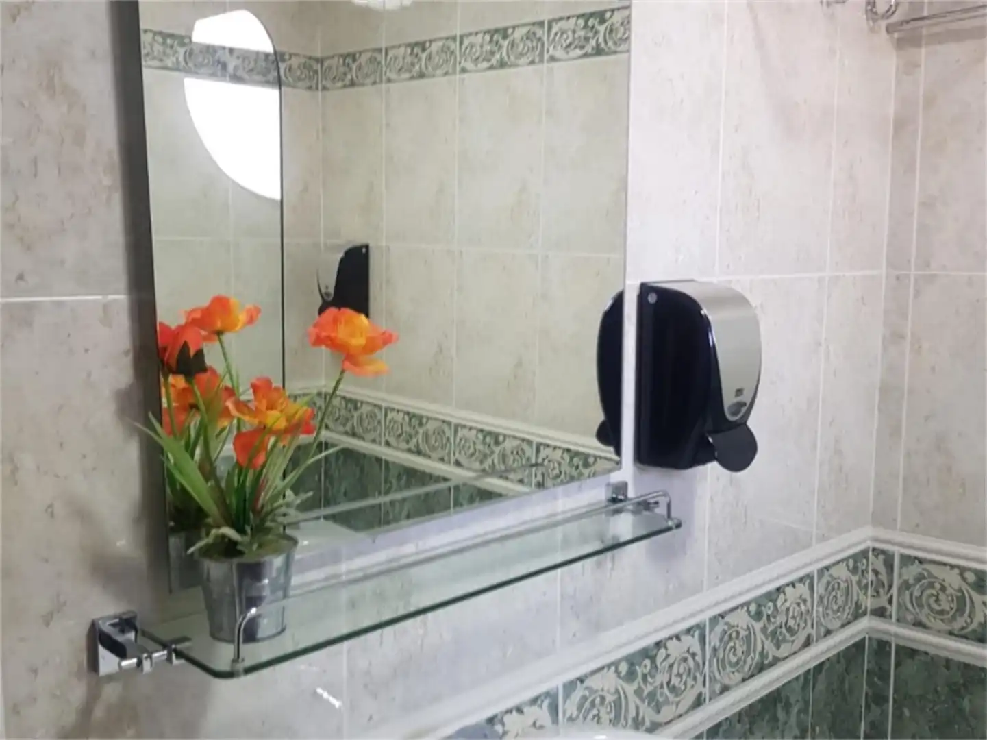 Flat for sale in Calle Espronceda, 24, Prosperidad - Delicias Bathroom of Flat for sale in Salamanca with Heating, Parquet flooring and Furnished