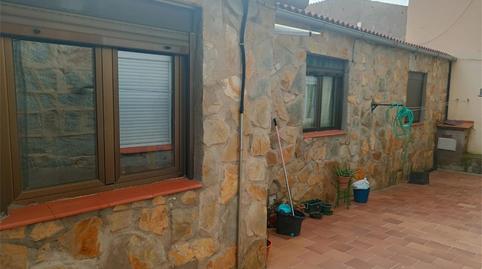 Foto 2 de Casa adosada en venta en Calle Capitán Méndez Vigo, 32, Santo Tomás, Ávila