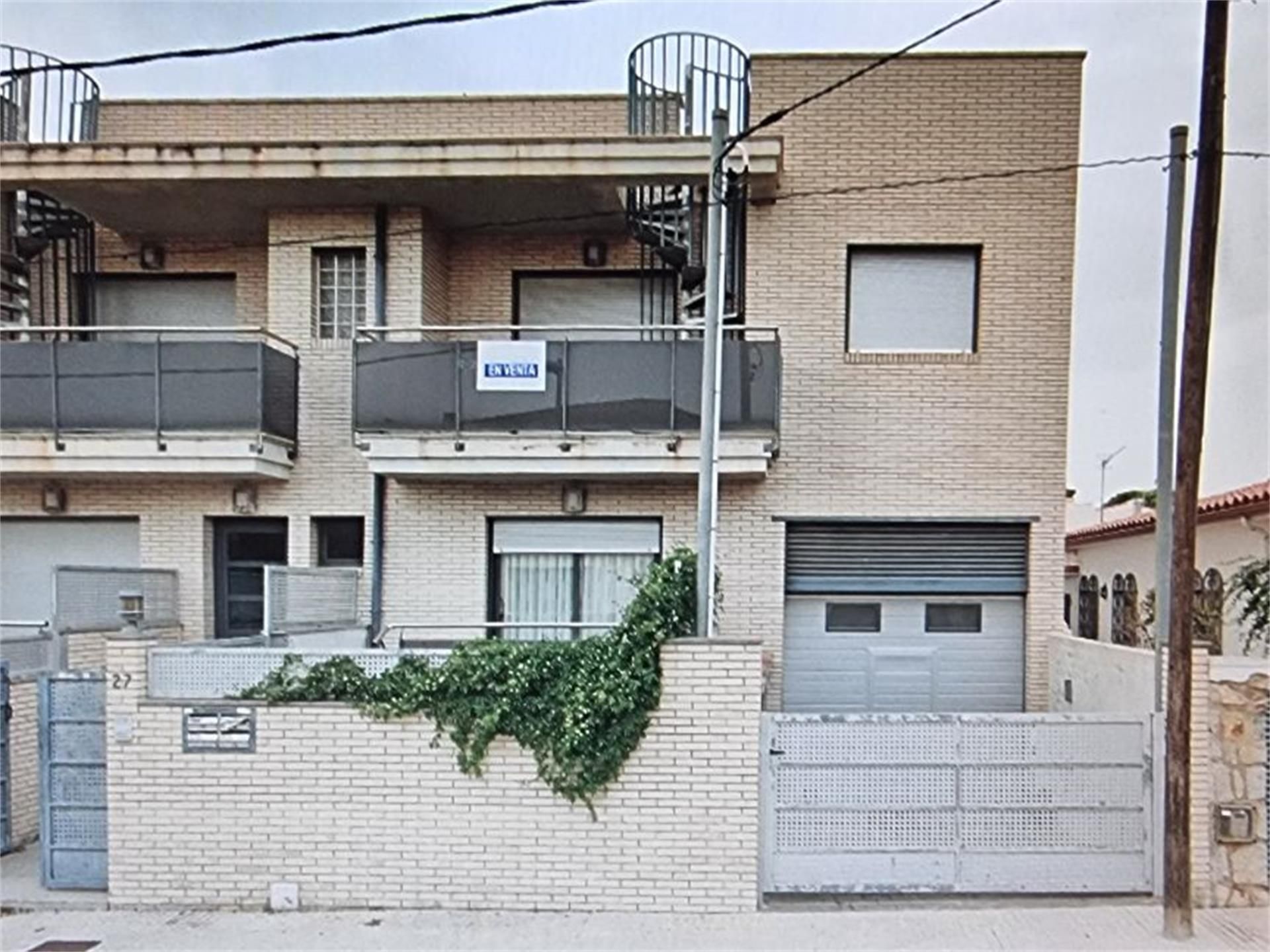 Exterior view of Garage for sale in Mont-roig del Camp