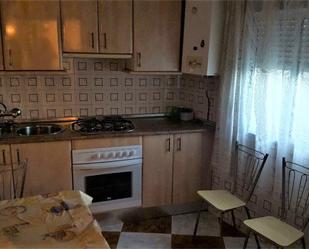 Kitchen of Flat for sale in Logrosán  with Terrace