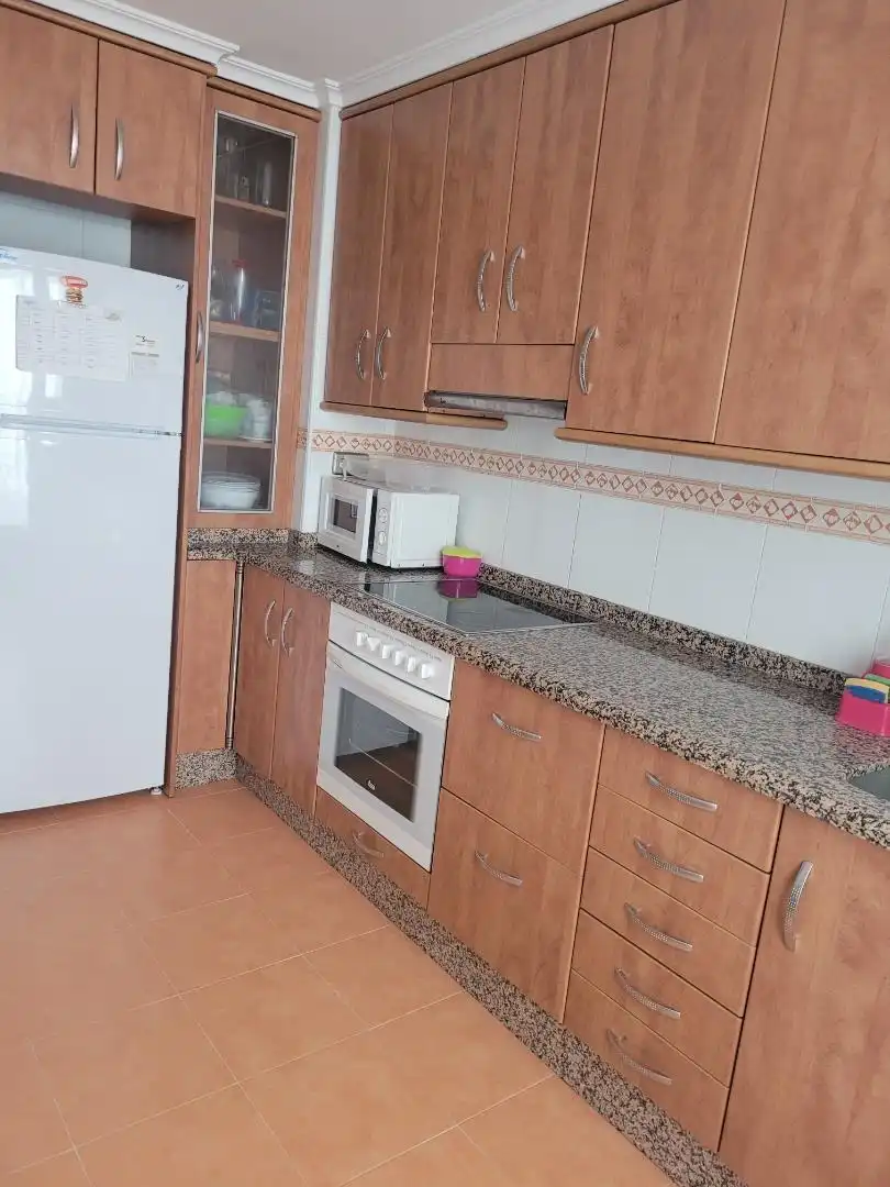 Habitación en Calle de San José, Pedanías - Extrarradio Cocina de Piso para compartir en Albacete con Calefacción, Amueblado y Horno
