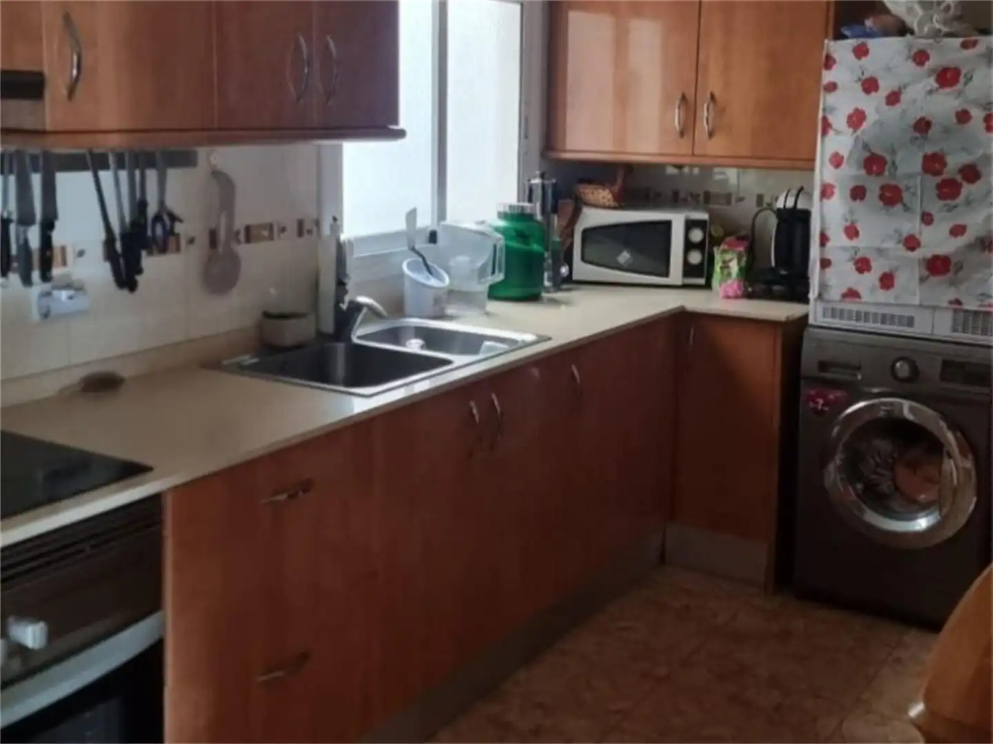 Room in Carrer de Quevedo, 11, La Salut Kitchen of Attic for share in Badalona with Heating, Terrace and Furnished