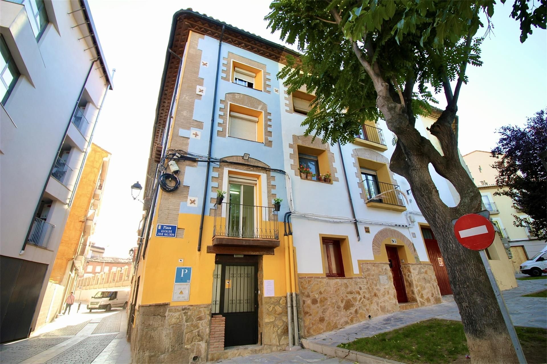 Exterior view of Flat to share in Calatayud  with Heating, Furnished and Oven