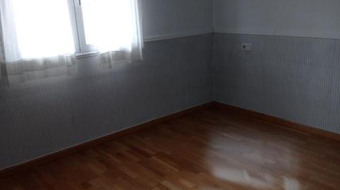 Foto 5 de Casa adosada en venda a Avenida Caboalles, Cuadros, León