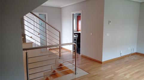 Foto 3 de Casa adosada en venda a Avenida Caboalles, Cuadros, León