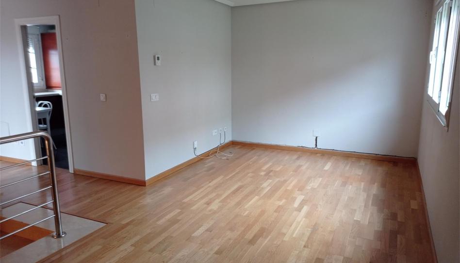 Foto 1 de Casa adosada en venda a Avenida Caboalles, Cuadros, León