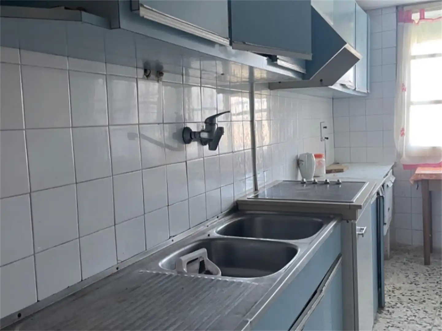 Casa adosada en venta en Calle Iglesia, Jarque de la Val Cocina de Casa adosada en venta en Jarque de la Val con Jardín privado, Terraza y Trastero