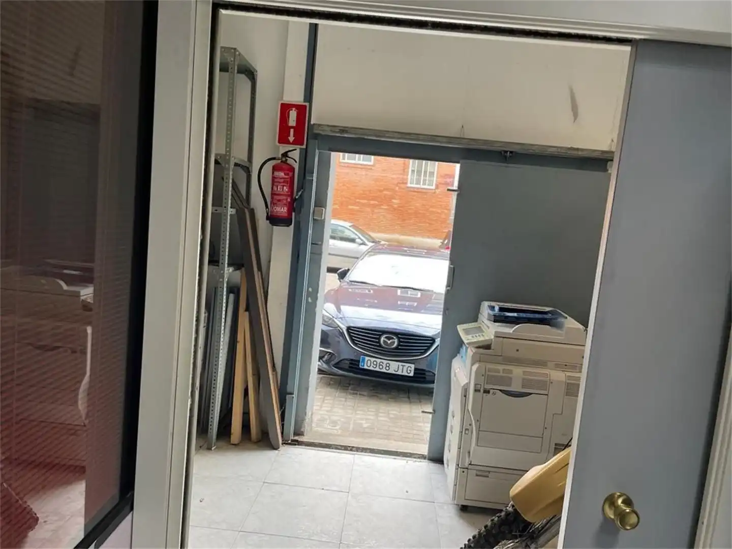 Oficina en venda a Avenida del Ejército, Constitución - Balconcillo Aparcament de Oficina en venda en Guadalajara