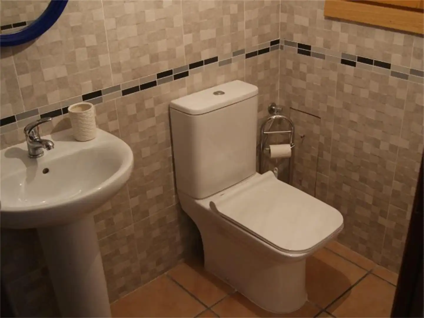 Flat for sale in Calle Barrio Verde, 13, Biel Bathroom of Flat for sale in Biel with Air Conditioner, Heating and Private garden