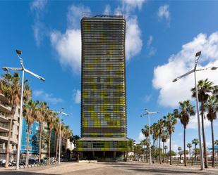 Vista exterior de Pis en venda en Las Palmas de Gran Canaria amb Aire condicionat