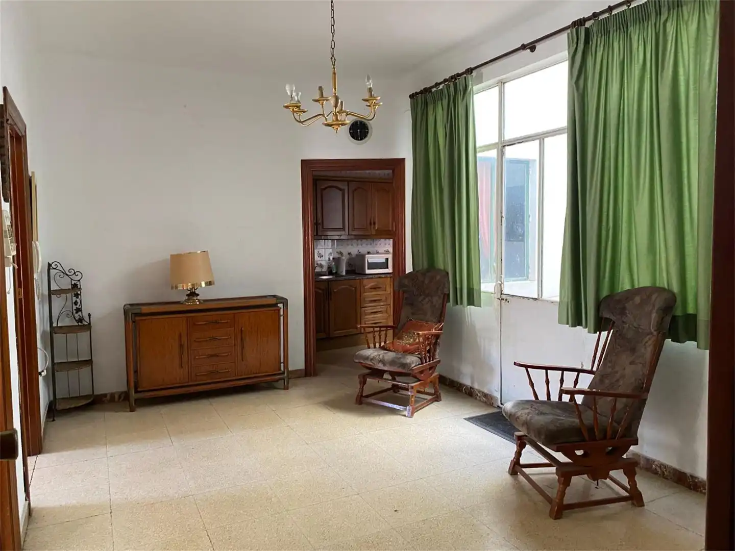 Living room of Flat for sale in Úbeda  with Air Conditioner, Heating and Terrace