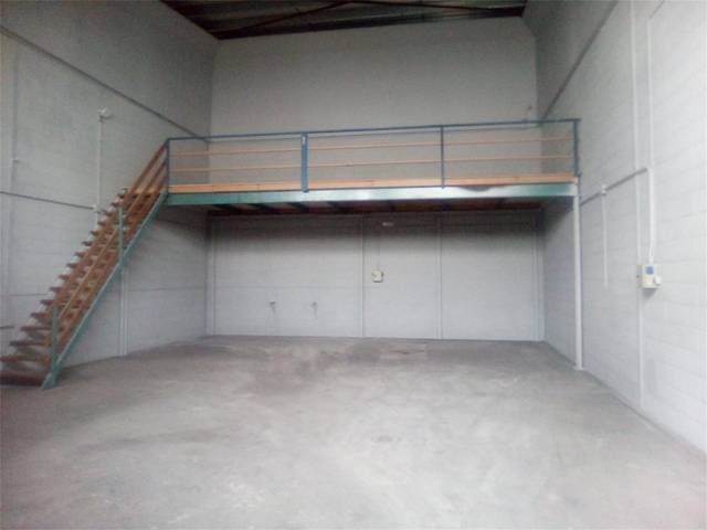 Local comercial en Alquiler en Calle las Balsas, 14 en Polígono Cantabria